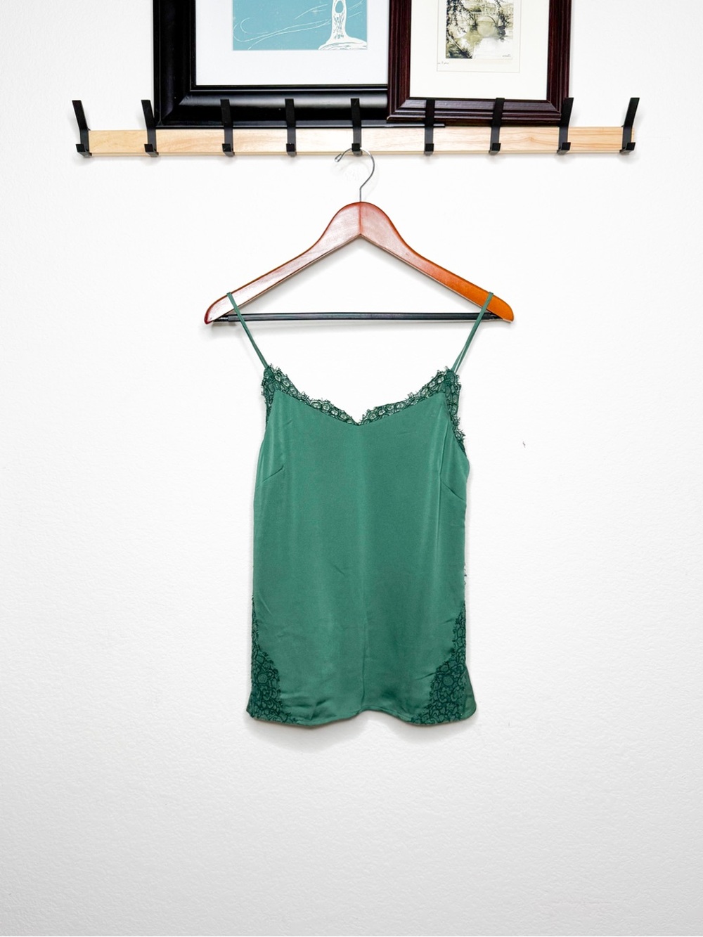 Banana Republic Women's Green Lace Trim Cami Top 90's Vibe Size XS